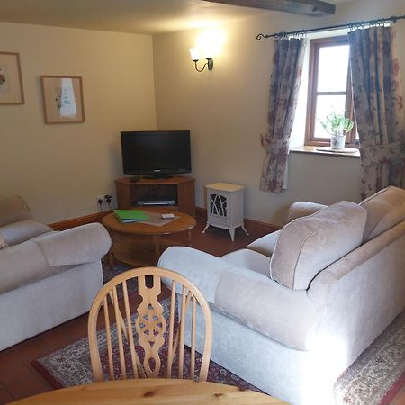 Granary Cottage A Shropshire Haven تشيرش ستريتون المظهر الخارجي الصورة